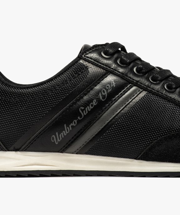Tennis homme multimatières unies style rétro - Umbro vue6 - UMBRO - GEMO