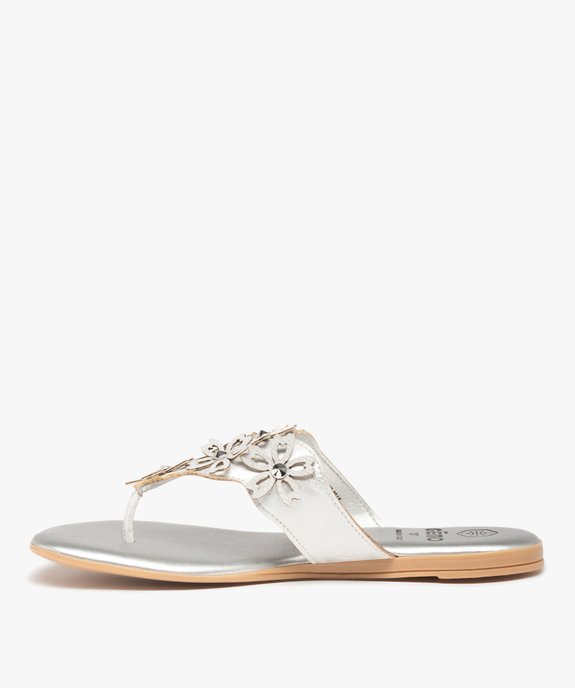 Tongs femme à large bride ornée de fleurs en relief vue3 - GEMO (CASUAL) - GEMO