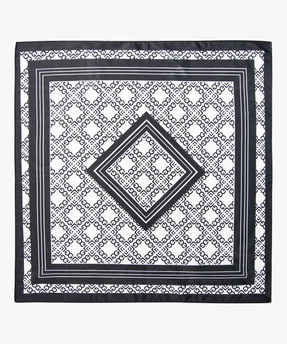 Foulard carré en satin imprimé graphique femme vue4 - GEMO 4G FEMME - GEMO