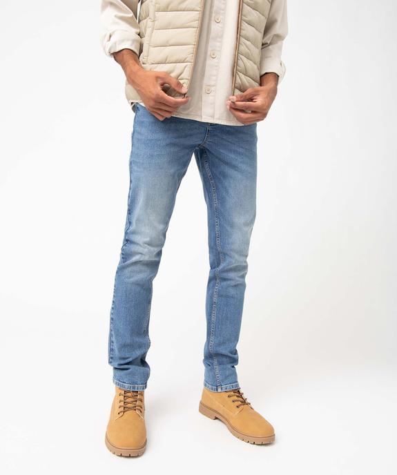 Jean homme coupe Slim délavé plissé sur les cuisses vue1 - GEMO 4G HOMME - GEMO