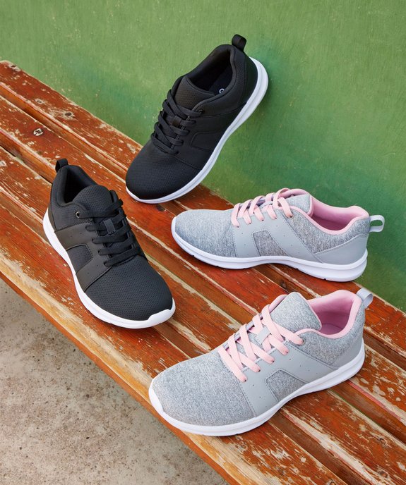 Baskets running en textile uni extralégères femme vue6 - GEMO (SPORTSWR) - GEMO