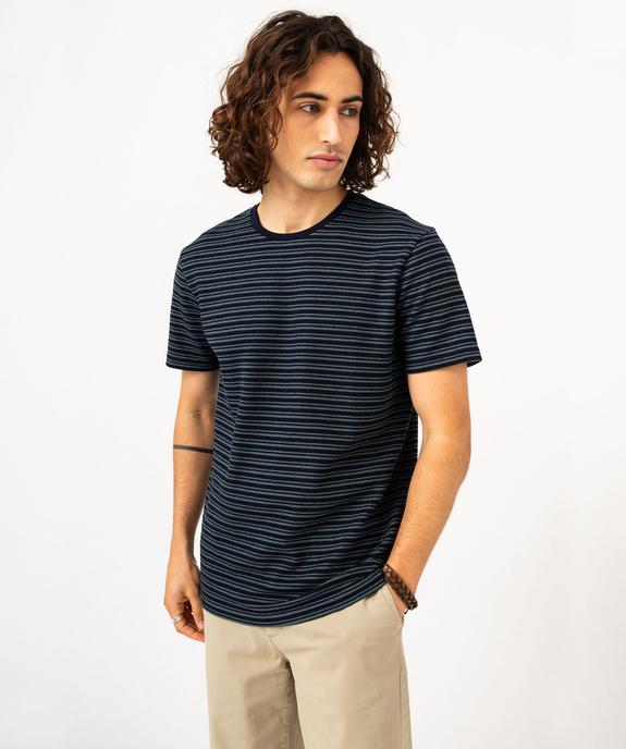Tee-shirt à manches courtes en maille texturée à rayures homme vue1 - GEMO