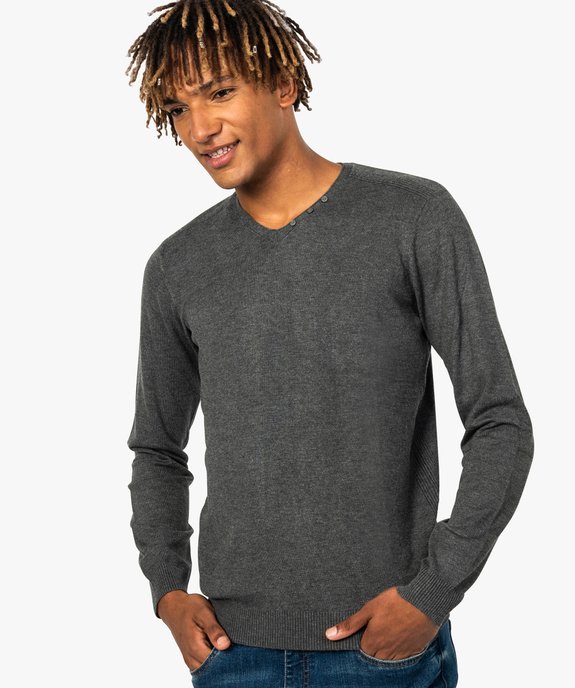 Pull homme col V maille fine avec côtes sur les épaules et les flancs vue1 - GEMO (HOMME) - GEMO