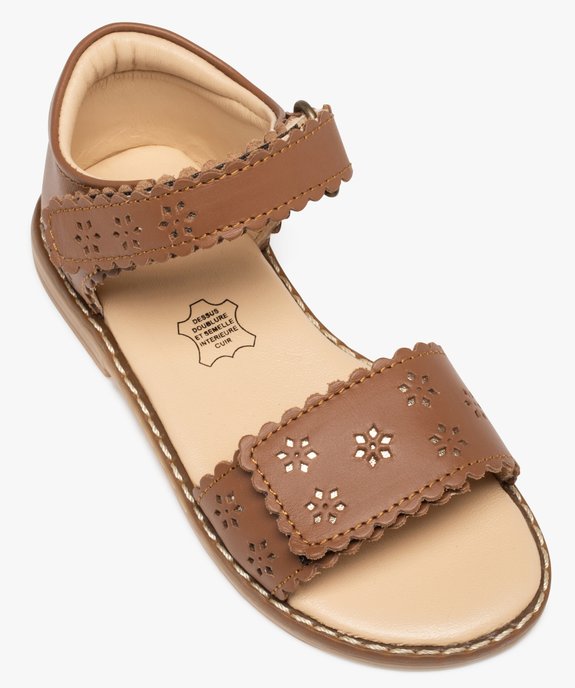 Sandales fille dessus cuir perforé à talon fermé – NA! vue5 - NA! - GEMO