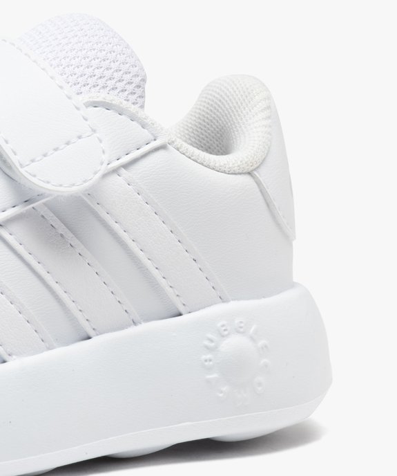 Baskets bebe fille unies a double scratch avec semelle souple Grandcourt Adidas