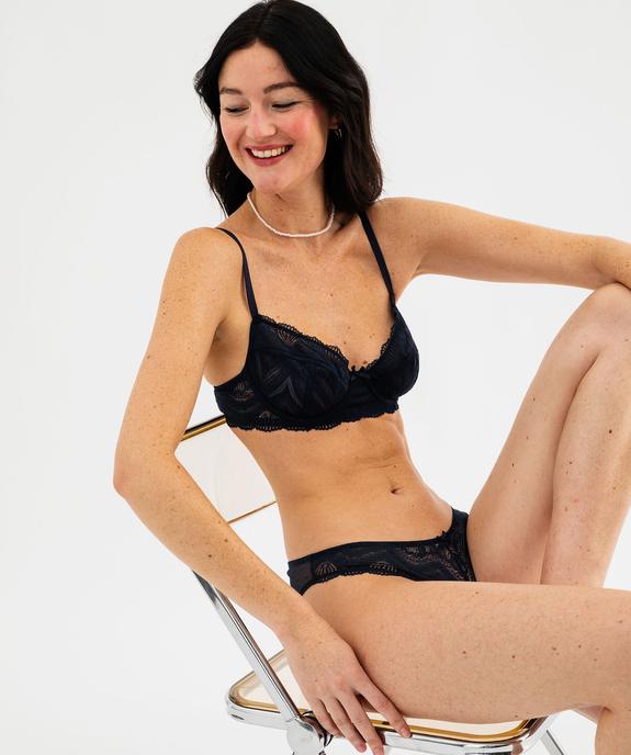 Soutien-gorge corbeille en dentelle à bonnets souples vue3 - GEMO(HOMWR FEM) - GEMO