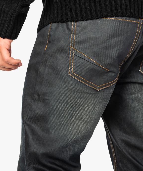 Jean enduit pour homme avec détail poche fantaisie vue2 - GEMO (CASUAL) - GEMO