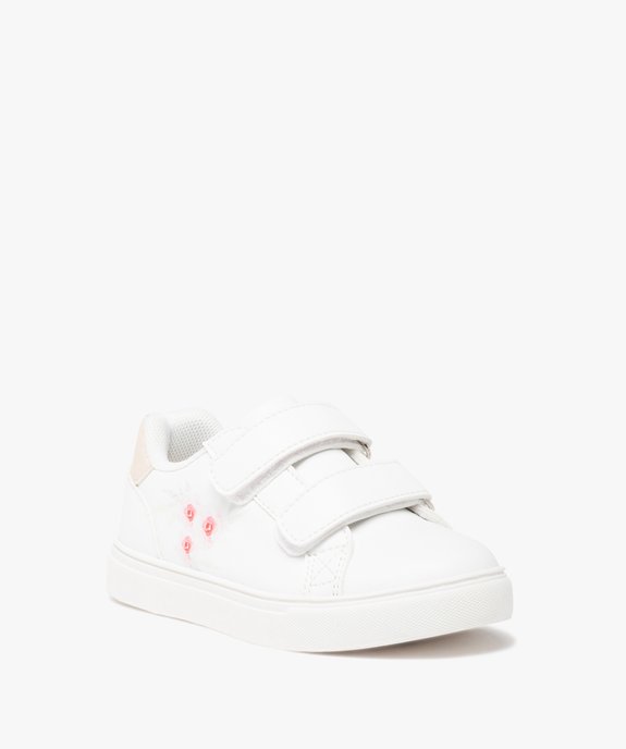 Baskets fille à scratch avec motif fleurs sur le côté vue2 - GEMO (ENFANT) - GEMO