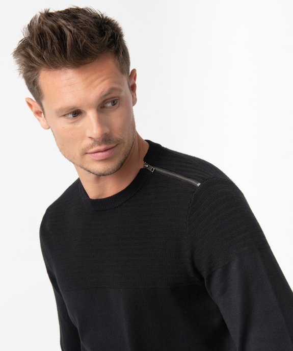 Pull homme à col rond avec zip sur l'épaule vue2 - GEMO (HOMME) - GEMO