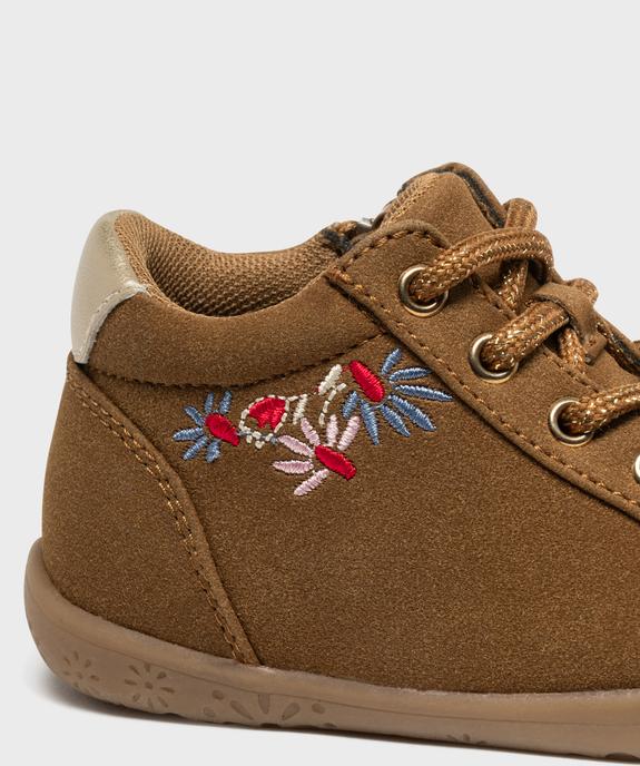 Chaussures premiers pas en suédine à fleurs brodées bébé fille vue6 - LOVELY WINGS - GEMO