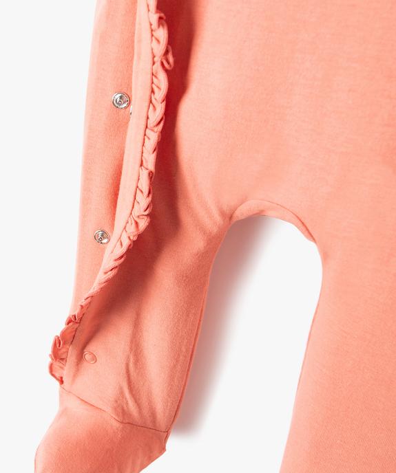 Pyjama bébé avec ouverture pressionnée ventrale à volant vue2 - GEMO(BB COUCHE) - GEMO