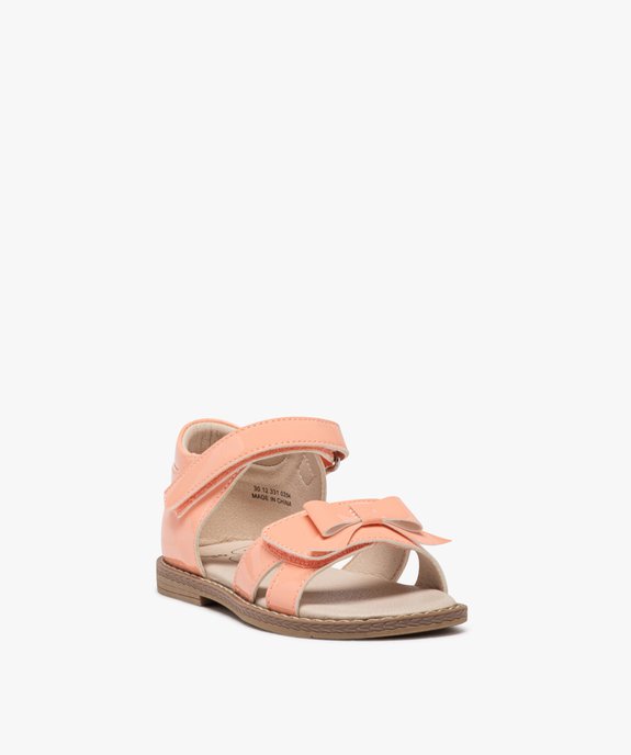 Sandales filles unies avec brides vernies scratch et noeud fantaisie vue3 - GEMO (ENFANT) - GEMO