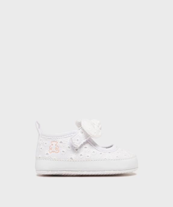 Chaussons de naissance babies en broderie anglaise bébé fille - LuluCastagnette vue2 - LULU CASTAGNETTE GEMO FOR GOOD - GEMO