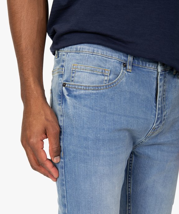 Jean homme skinny délavé avec plis sur les hanches vue2 - GEMO (HOMME) - GEMO