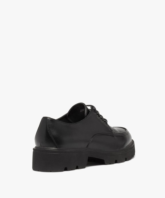 Derbies femme style rock a semelle epaisse et crantee