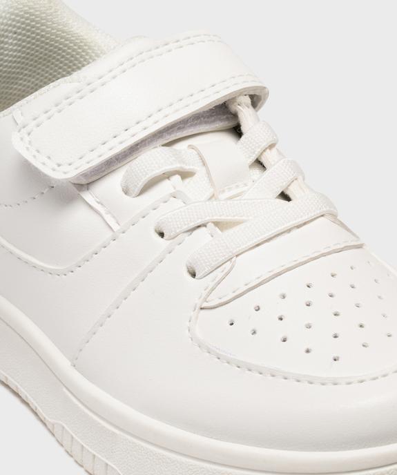 Baskets à scratch unies fille - 5 Miles vue6 - LOVELY WINGS - GEMO