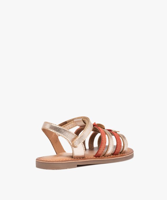 Sandales fille à brides en cuir métallisé ornées de cœurs vue4 - GEMO (ENFANT) - GEMO