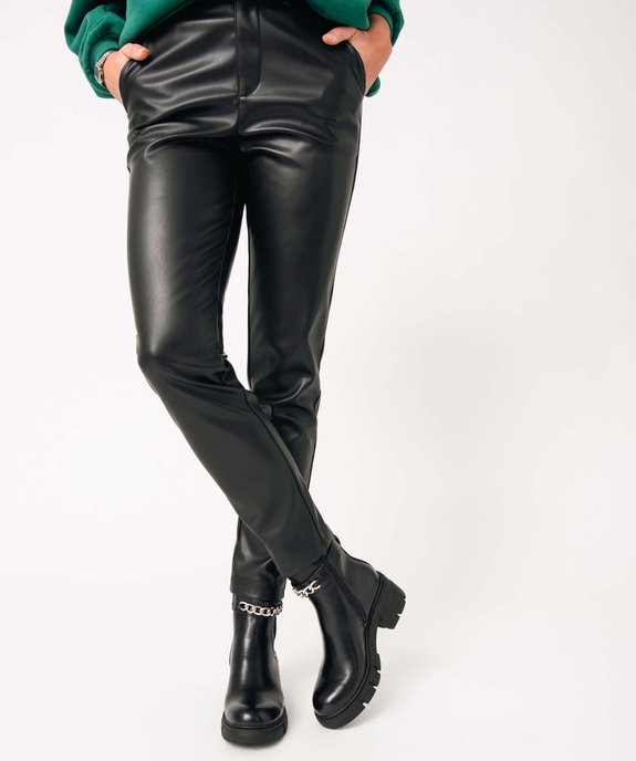 Boots femme à semelle crantée et bride avec chaine vue6 - GEMO(URBAIN) - GEMO