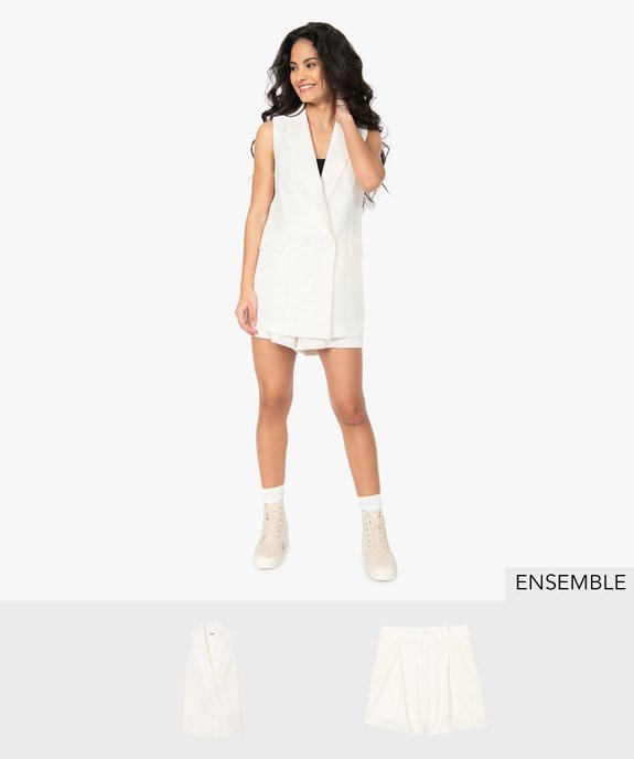 Ensemble de costume femme blanc. Veste de costume sans manches et short taille haute - GEMO