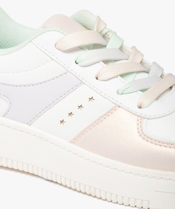 Baskets fille à détails irisés et lacets colorés vue6 - GEMO (ENFANT) - GEMO