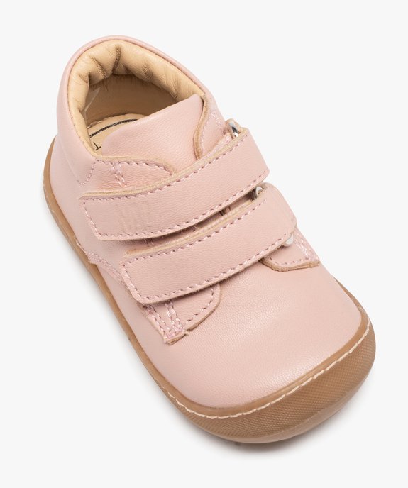 Baskets premiers pas bébé fille dessus en cuir uni - NA! vue6 - NA! - GEMO