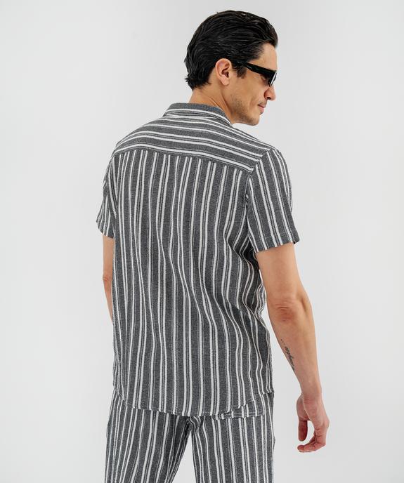 Chemise manches courtes col cubain en textile de coton tissé rayé homme vue4 - GEMO 4G HOMME - GEMO