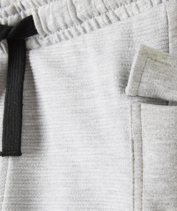 Short bébé garçon en maille texturée et ceinture élastique vue2 - GEMO(BEBE DEBT) - GEMO
