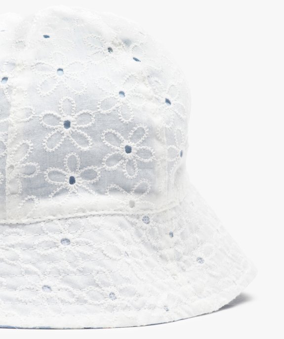 Chapeau bébé fille forme bob réversible avec élastique de maintien intégré vue3 - GEMO (ENFANT) - GEMO