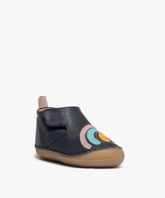 Chaussures de parc bébé fille dessus cuir arc-en-ciel vue2 - GEMO(BEBE DEBT) - GEMO