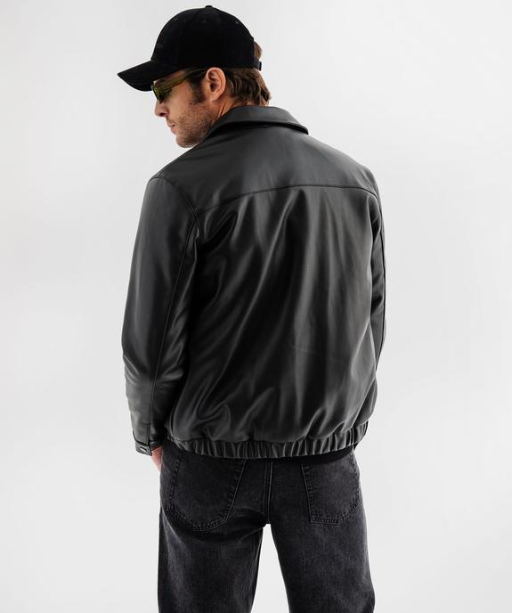 Blouson en cuir imitation à grandes poches plaquées homme vue3 - GEMO (HOMME) - GEMO