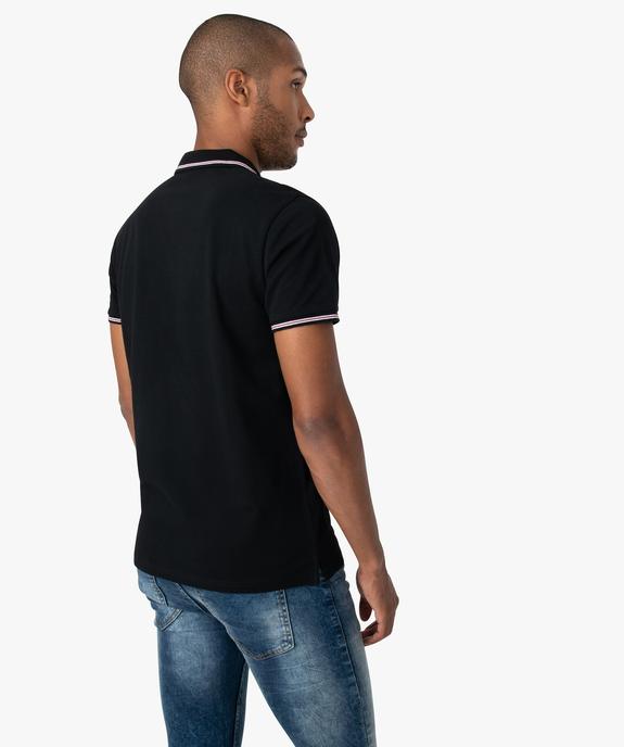 Polo homme aux finitions contrastantes en coton bio vue3 - GEMO 4G HOMME - GEMO
