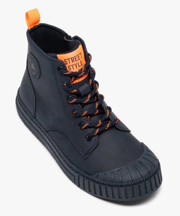 Boots garçon unis à bout renforcé et détails fluo vue5 - GEMO 4G GARCON - GEMO