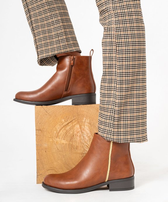 Boots femme à talon plat et à zip avec liseré tressé doré vue1 - GEMO (CASUAL) - GEMO
