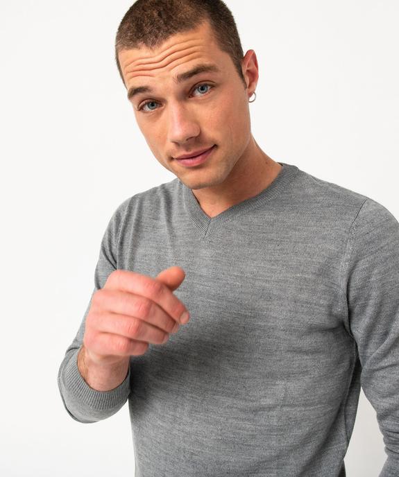 Pull léger à col V en maille fine homme vue2 - GEMO (HOMME) - GEMO