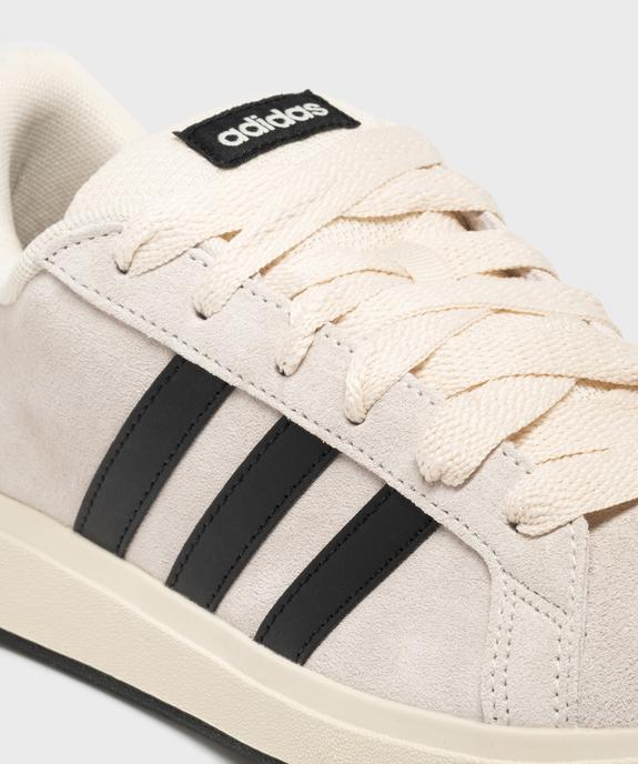 Baskets basses en cuir suédé Grand Court 00s K femme - Adidas vue6 - ADIDAS - GEMO