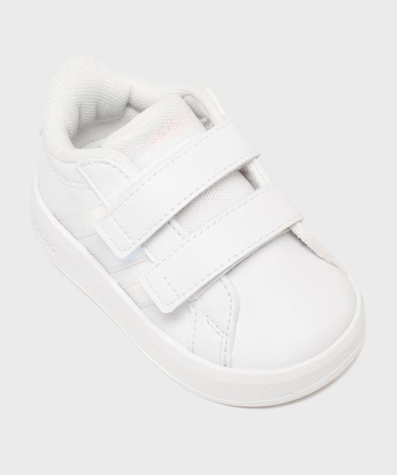 Baskets Grand Court 3.0 à scratch bébé fille - Adidas vue5 - ADIDAS - GEMO