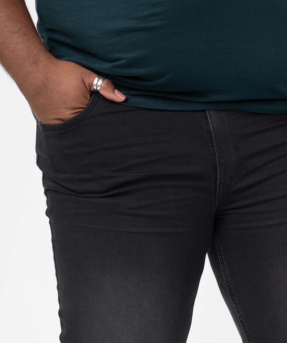 Jean homme coupe Straight légèrement délavé vue2 - GEMO (G TAILLE) - GEMO