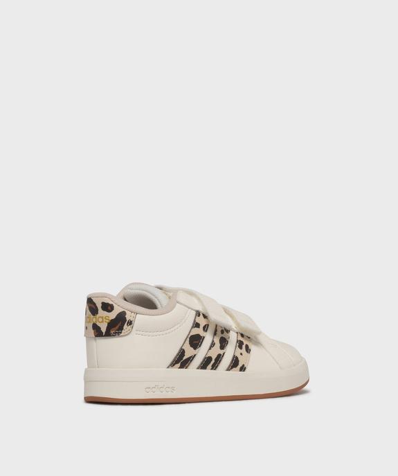 Baskets à scratch fille avec bandes contrastantes - Adidas Grand Court vue4 - ADIDAS - GEMO