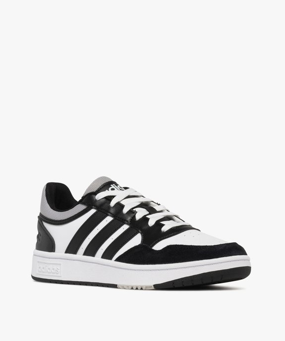 Baskets homme à bandes latérales contrastantes et bout suédé Hoops lo - Adidas vue2 - ADIDAS - GEMO