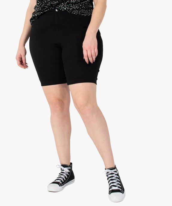 Bermuda femme grande taille en toile unie coupe ajustée vue1 - GEMO (G TAILLE) - GEMO