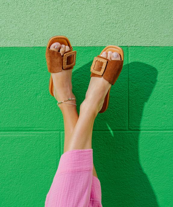 Mules en cuir à talon plat et boucle fantaisie femme - Tanéo vue1 - TANEO - GEMO