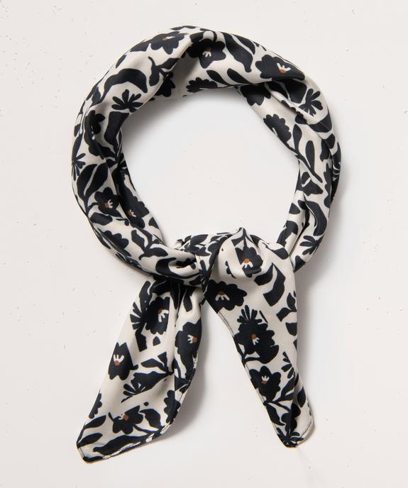 Foulard en satin à motifs fleuris femme  vue4 - GEMO 4G FEMME - GEMO