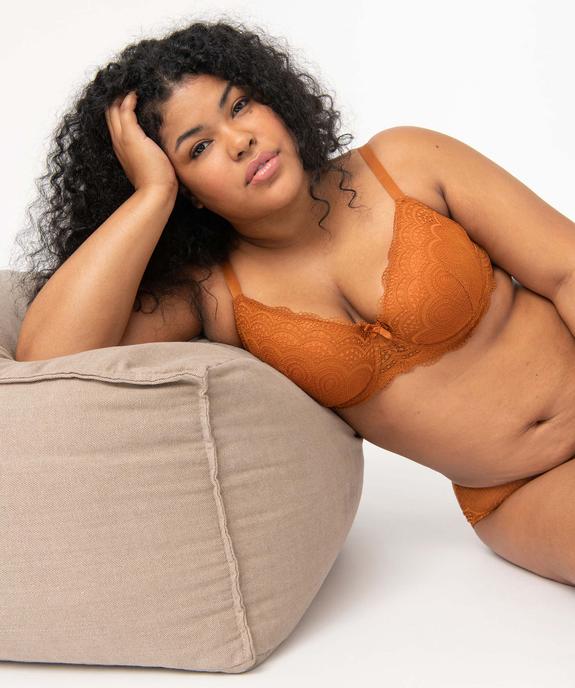Soutien-gorge grande taille à armatures et coques fines  vue1 - GEMO(HOMWR FEM) - GEMO