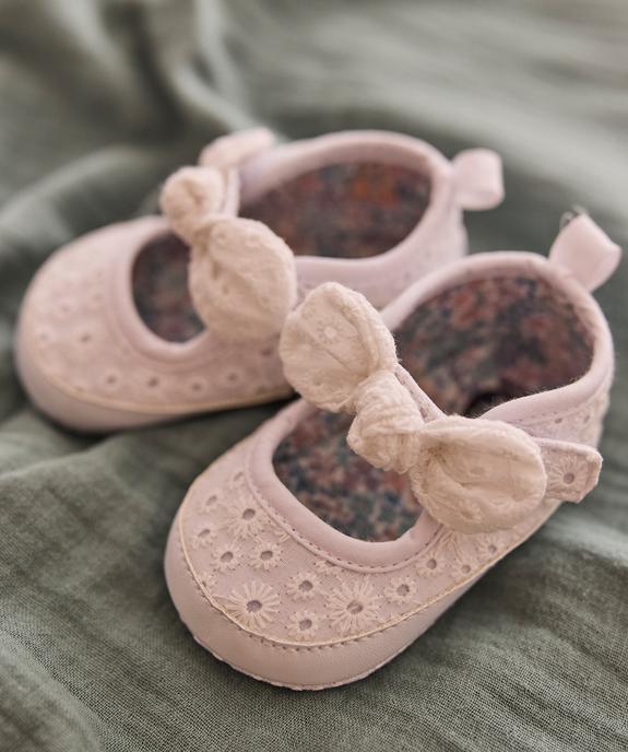 Chaussons de naissance babies en broderie anglaise bébé fille - LuluCastagnette vue1 - LULU CASTAGNETTE GEMO FOR GOOD - GEMO