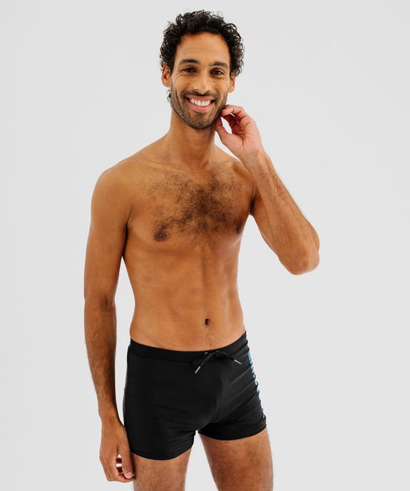 Maillot de bain forme boxer imprimé homme - Freegun vue4 - FREEGUN - GEMO