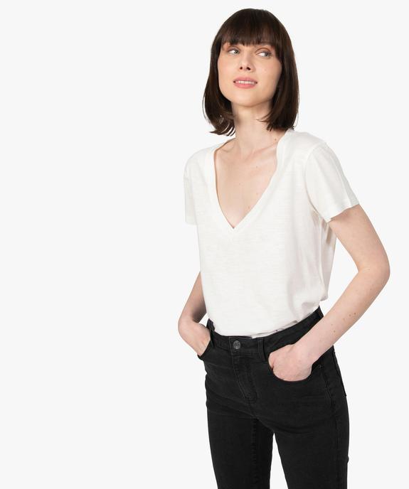 Tee-shirt femme à manches courtes et grand col V vue1 - GEMO(FEMME PAP) - GEMO