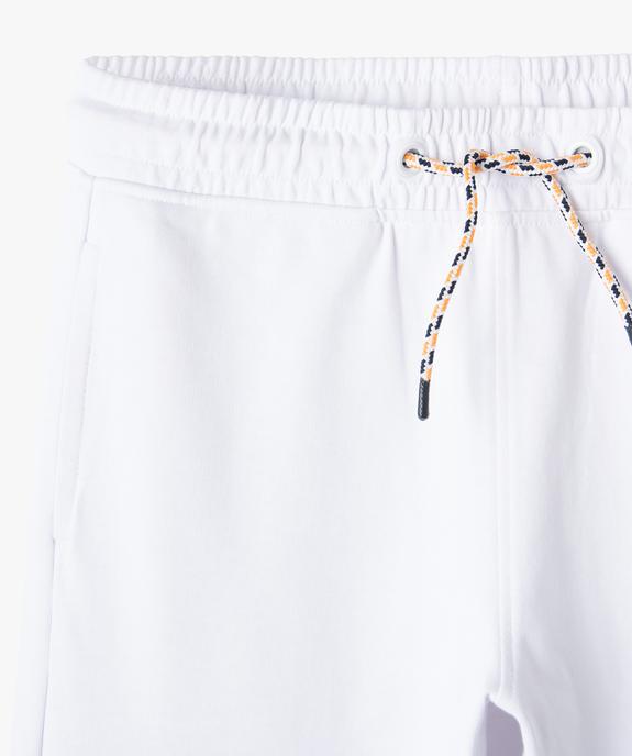 Bermuda garçon en maille avec ceinture élastiquée ajustable vue2 - GEMO (JUNIOR) - GEMO