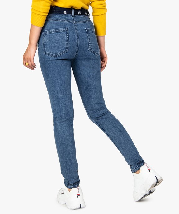 Jean femme coupe slim avec inscription brodée en bas de jambe vue3 - FOLLOW ME - GEMO