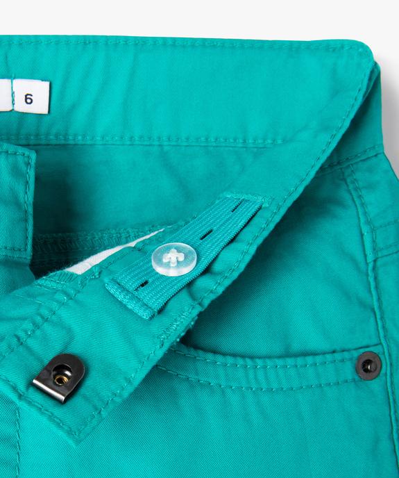 Bermuda en twill avec revers cousus garçon vue2 - GEMO 4G GARCON - GEMO