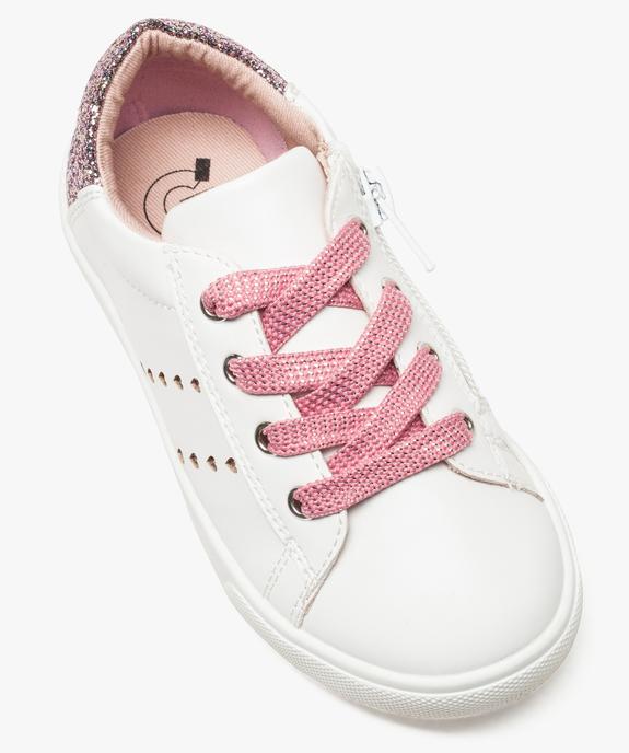 Baskets basses avec motifs coeurs sur le côté et paillettes vue5 - GEMO (ENFANT) - GEMO